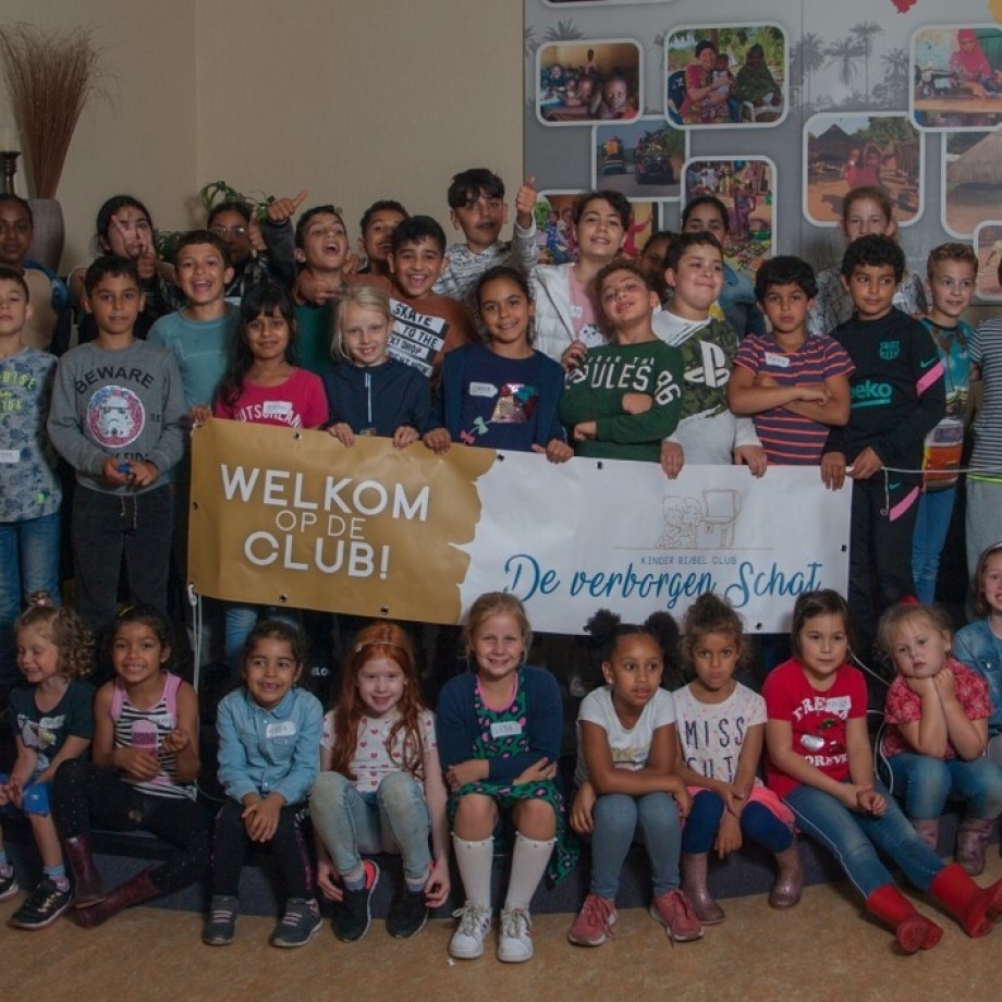 Groepsfoto juni 2021.jpg